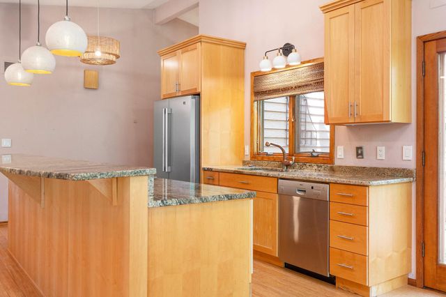 2006 11th Avenue NE, Austin, MN 55912