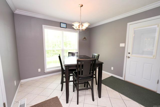 62 Robin Nest Lane, Lonoke, AR 72086