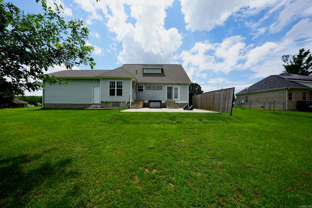 62 Robin Nest Lane, Lonoke, AR 72086