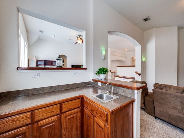8561 Navisota Drive, Lantana, TX 76226