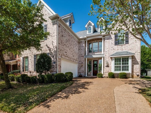 8561 Navisota Drive, Lantana, TX 76226