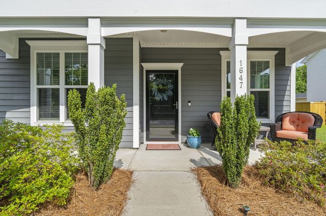 1647 Emmets Road, Johns Island, SC 29455