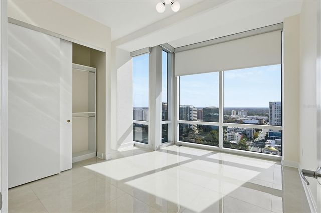 150 E ROBINSON STREET 2002, Orlando, FL 32801