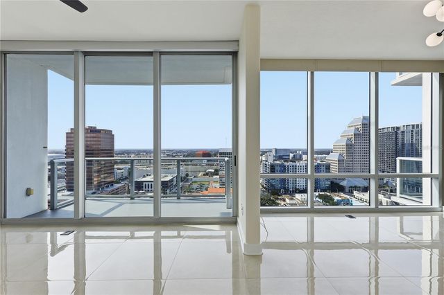 150 E ROBINSON STREET 2002, Orlando, FL 32801