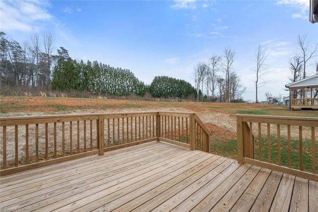 153 Summerlyn Drive, Mocksville, NC 27028