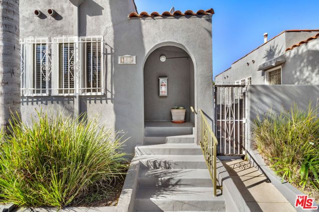 1926 3RD Street, Santa Monica, CA 90405