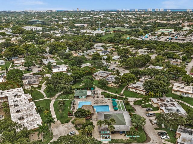 3629 SW Natura Avenue, Deerfield Beach, FL 33441