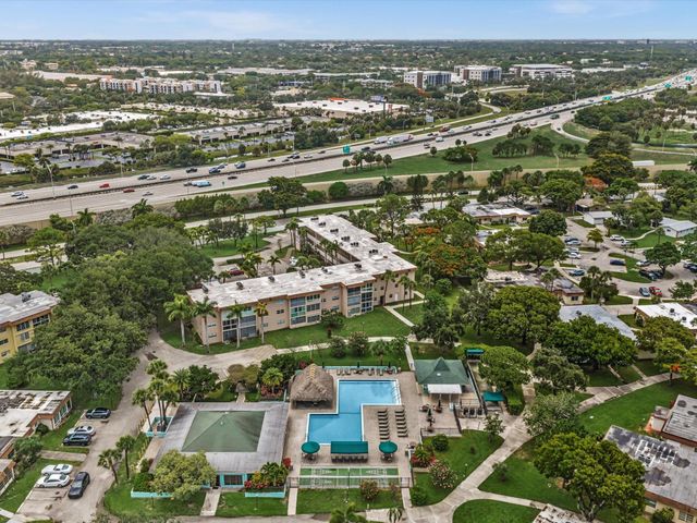 3629 SW Natura Avenue, Deerfield Beach, FL 33441