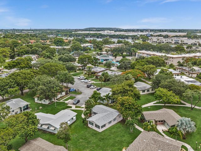 3629 SW Natura Avenue, Deerfield Beach, FL 33441