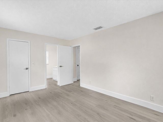 3629 SW Natura Avenue, Deerfield Beach, FL 33441