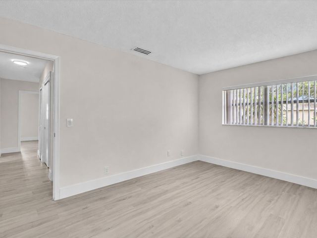 3629 SW Natura Avenue, Deerfield Beach, FL 33441