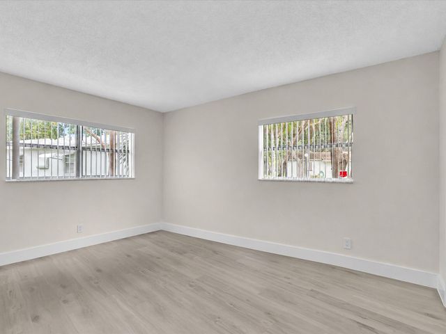 3629 SW Natura Avenue, Deerfield Beach, FL 33441
