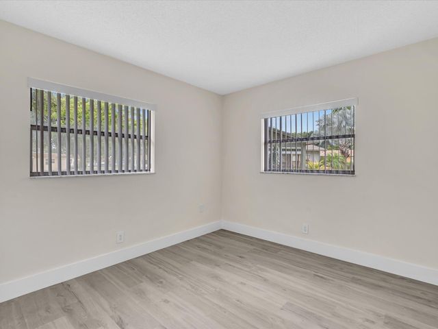 3629 SW Natura Avenue, Deerfield Beach, FL 33441