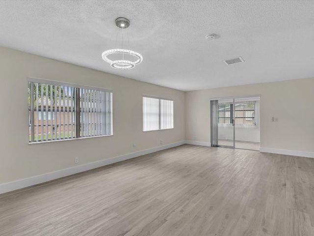 3629 SW Natura Avenue, Deerfield Beach, FL 33441