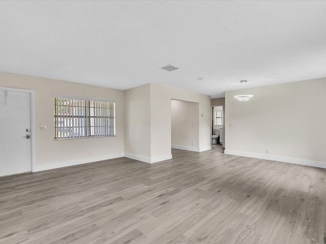 3629 SW Natura Avenue, Deerfield Beach, FL 33441