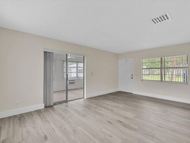 3629 SW Natura Avenue, Deerfield Beach, FL 33441