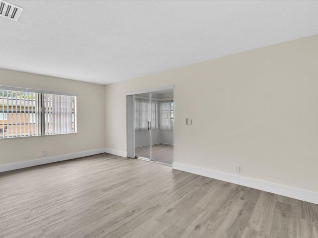 3629 SW Natura Avenue, Deerfield Beach, FL 33441