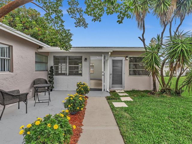 3629 SW Natura Avenue, Deerfield Beach, FL 33441