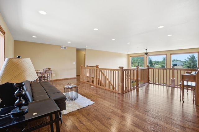 965 18th Avenue Circle N, Moorhead, MN 56560
