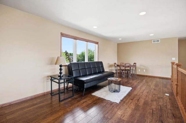 965 18th Avenue Circle N, Moorhead, MN 56560