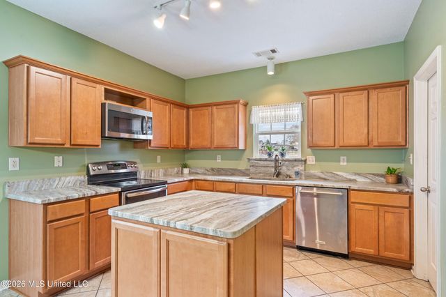 1808 Marcia Louise Drive, Southaven, MS 38672