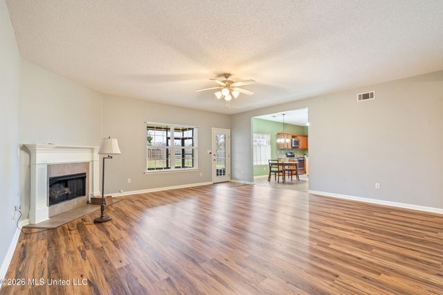 1808 Marcia Louise Drive, Southaven, MS 38672