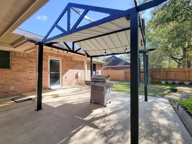 1000 Shell Avenue, Cleveland, TX 77327