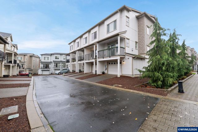 28668 SW Paris Av, Wilsonville, OR 97070