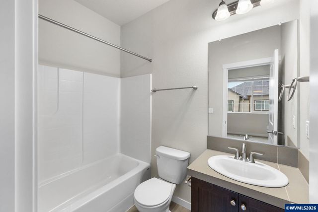 28668 SW Paris Av, Wilsonville, OR 97070