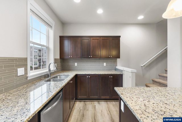 28668 SW Paris Av, Wilsonville, OR 97070