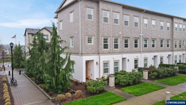 28668 SW Paris Av, Wilsonville, OR 97070