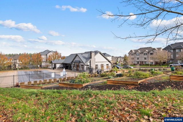 28668 SW Paris Av, Wilsonville, OR 97070