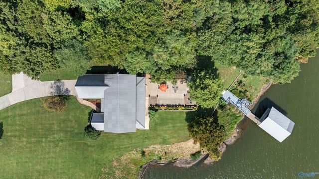 6400 Snake Road, Athens, AL 35611