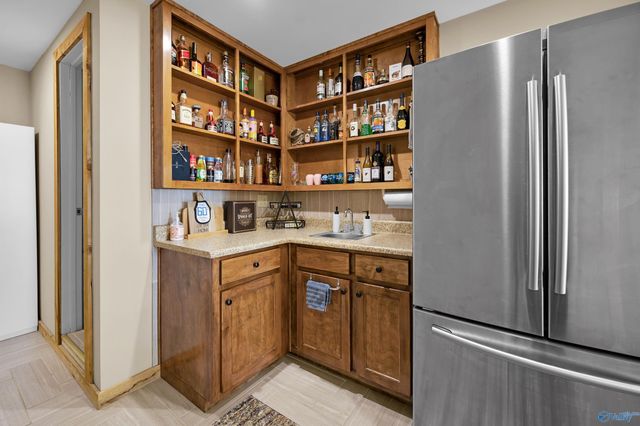 6400 Snake Road, Athens, AL 35611