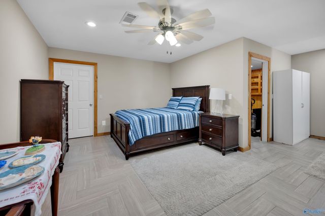 6400 Snake Road, Athens, AL 35611