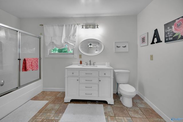 6400 Snake Road, Athens, AL 35611