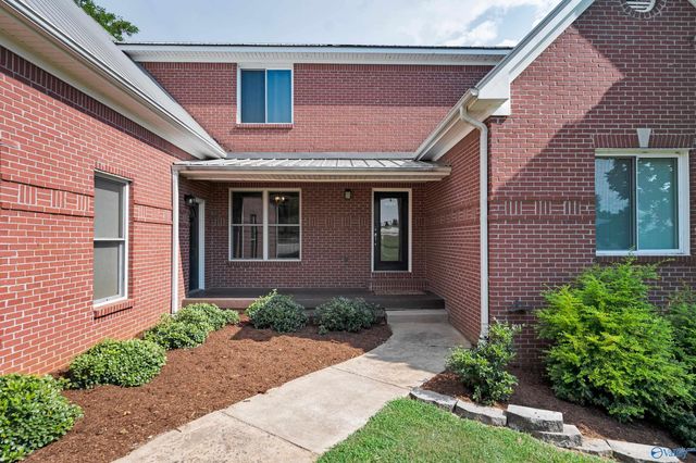 6400 Snake Road, Athens, AL 35611