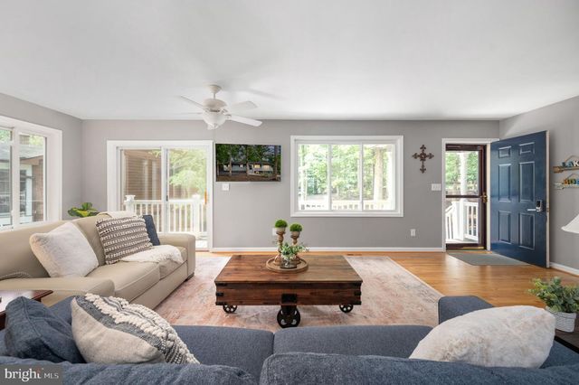 103 HILLSIDE DR, Locust Grove, VA 22508
