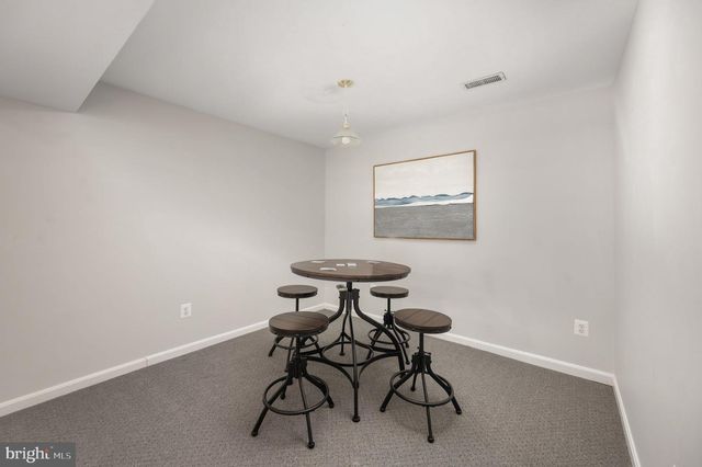 103 HILLSIDE DR, Locust Grove, VA 22508