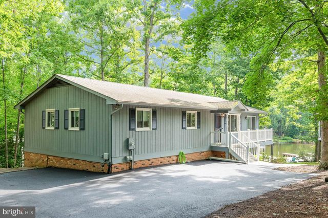 103 HILLSIDE DR, Locust Grove, VA 22508