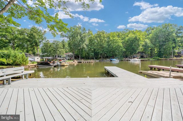 103 HILLSIDE DR, Locust Grove, VA 22508