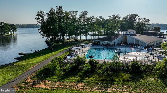 103 HILLSIDE DR, Locust Grove, VA 22508