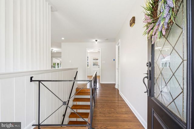 1446 ROXANNA RD NW, Washington, DC 20012