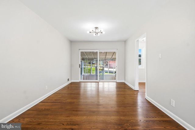 1446 ROXANNA RD NW, Washington, DC 20012