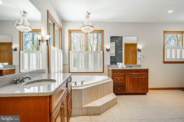 632 GREENRIDGE RD, Glenmoore, PA 19343