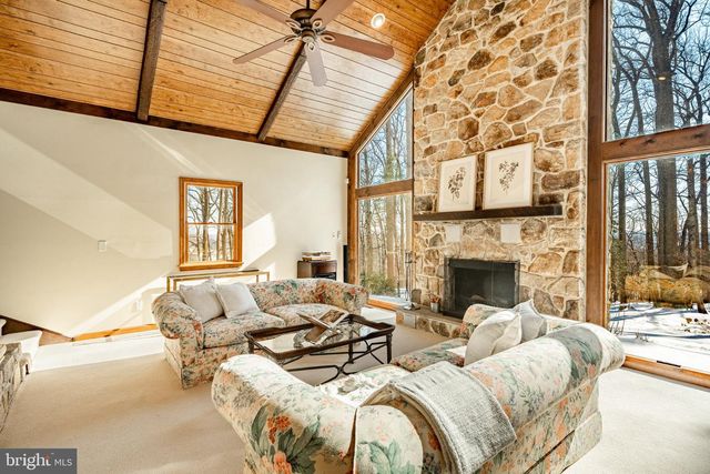 632 GREENRIDGE RD, Glenmoore, PA 19343
