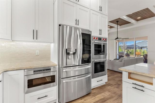 39634 GROVE HEIGHTS, Lady Lake, FL 32159