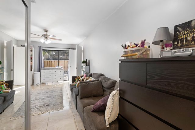 7176 Sportsmans Drive, North Lauderdale, FL 33068