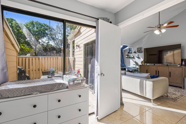 7176 Sportsmans Drive, North Lauderdale, FL 33068