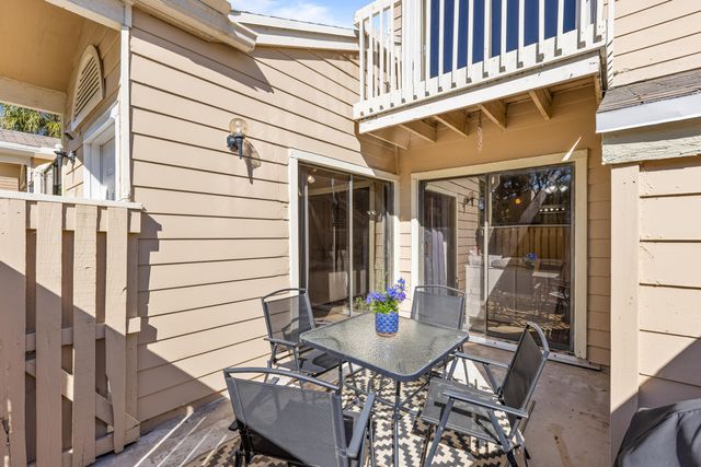 7176 Sportsmans Drive, North Lauderdale, FL 33068